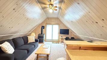 Smart TV, fireplace, offices