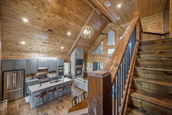 Interior - Luxury Cabin-2 Covered Decks-Hot Tub-Fire Pit & Game Room-in Hochatown-Flat Road (Broken Bow)