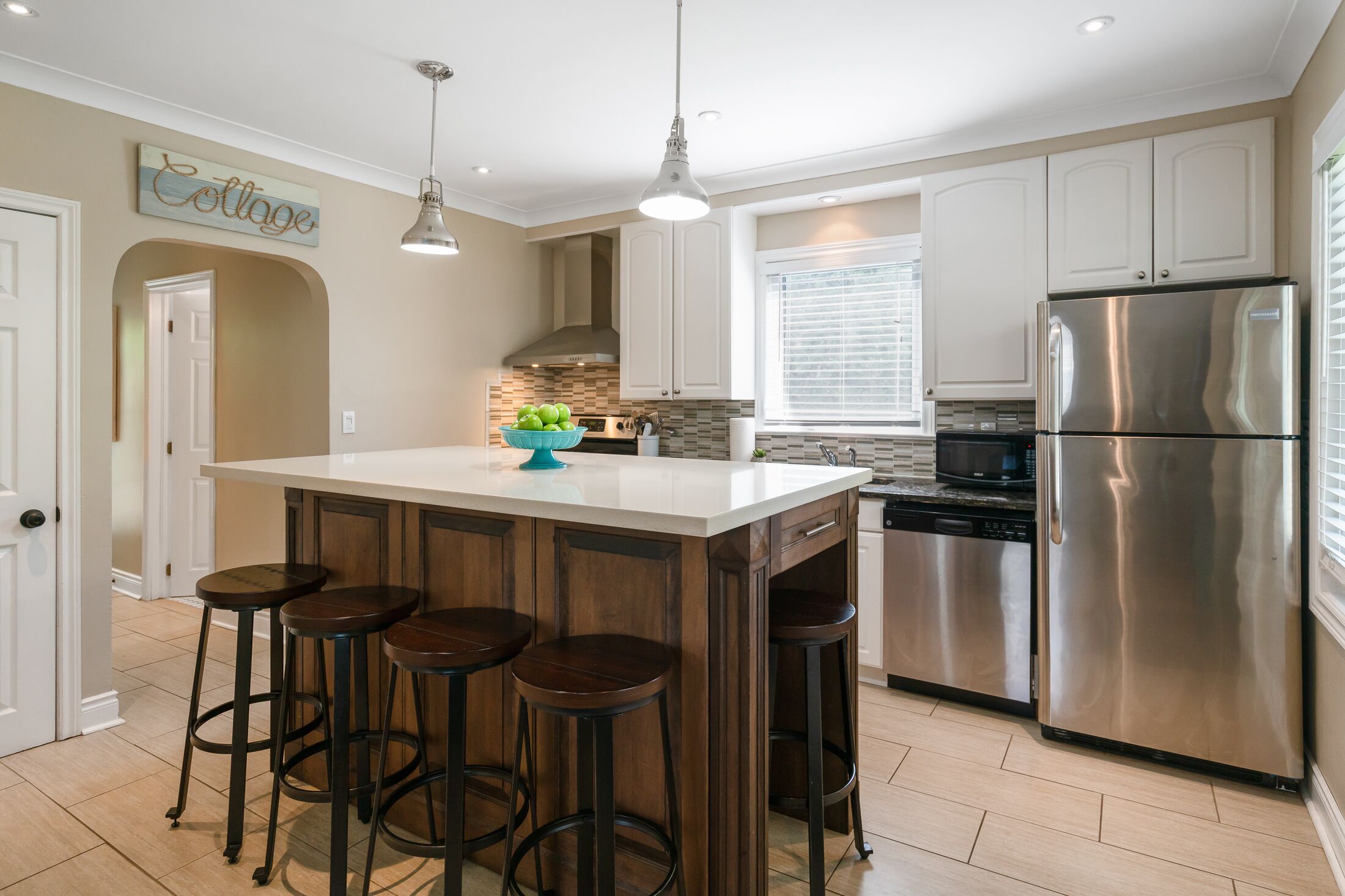 Cozy Clean 3 Bedroom Cottage for up to 6 ppl in ♡ of NOTL