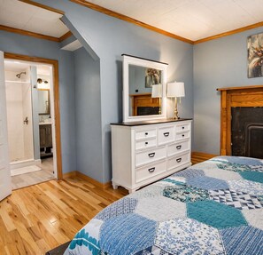 3 chambres, bureau, Wi-Fi gratuit, draps fournis