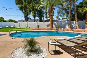 Outdoor pool, a heated pool