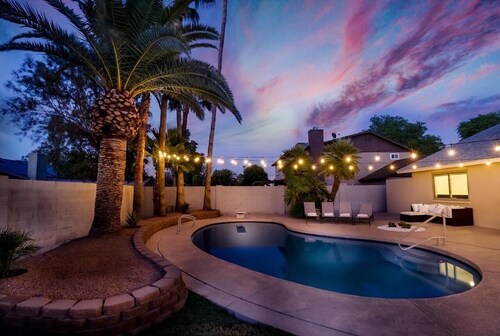 Oasis - Heated Pool - King Bed - Game Room - Golf