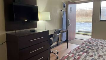 Schreibtisch, kostenloses WLAN, BettwÀsche