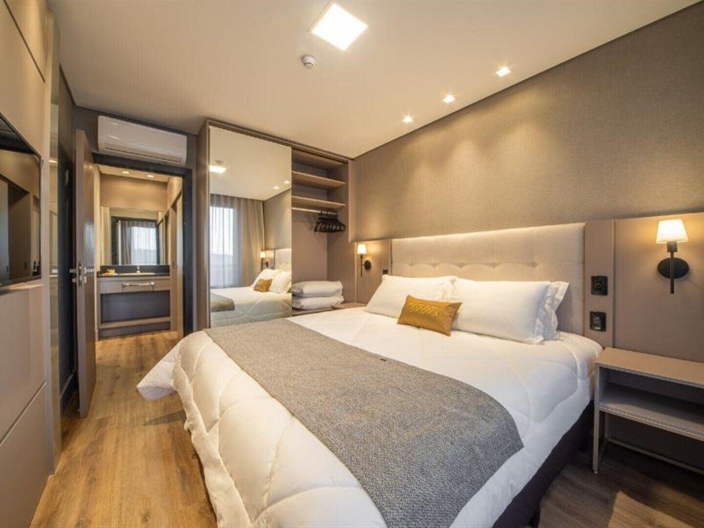 Complete suite - allow yourself to live this experience!