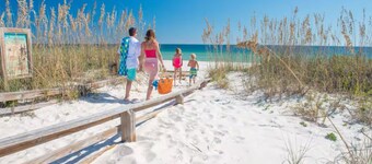 Relaxing 2 BED home near Manasota Beach.