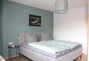 1 Schlafzimmer, Bügeleisen/Bügelbrett, kostenloses WLAN, Bettwäsche