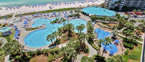 Piscina all'aperto, una piscina riscaldata