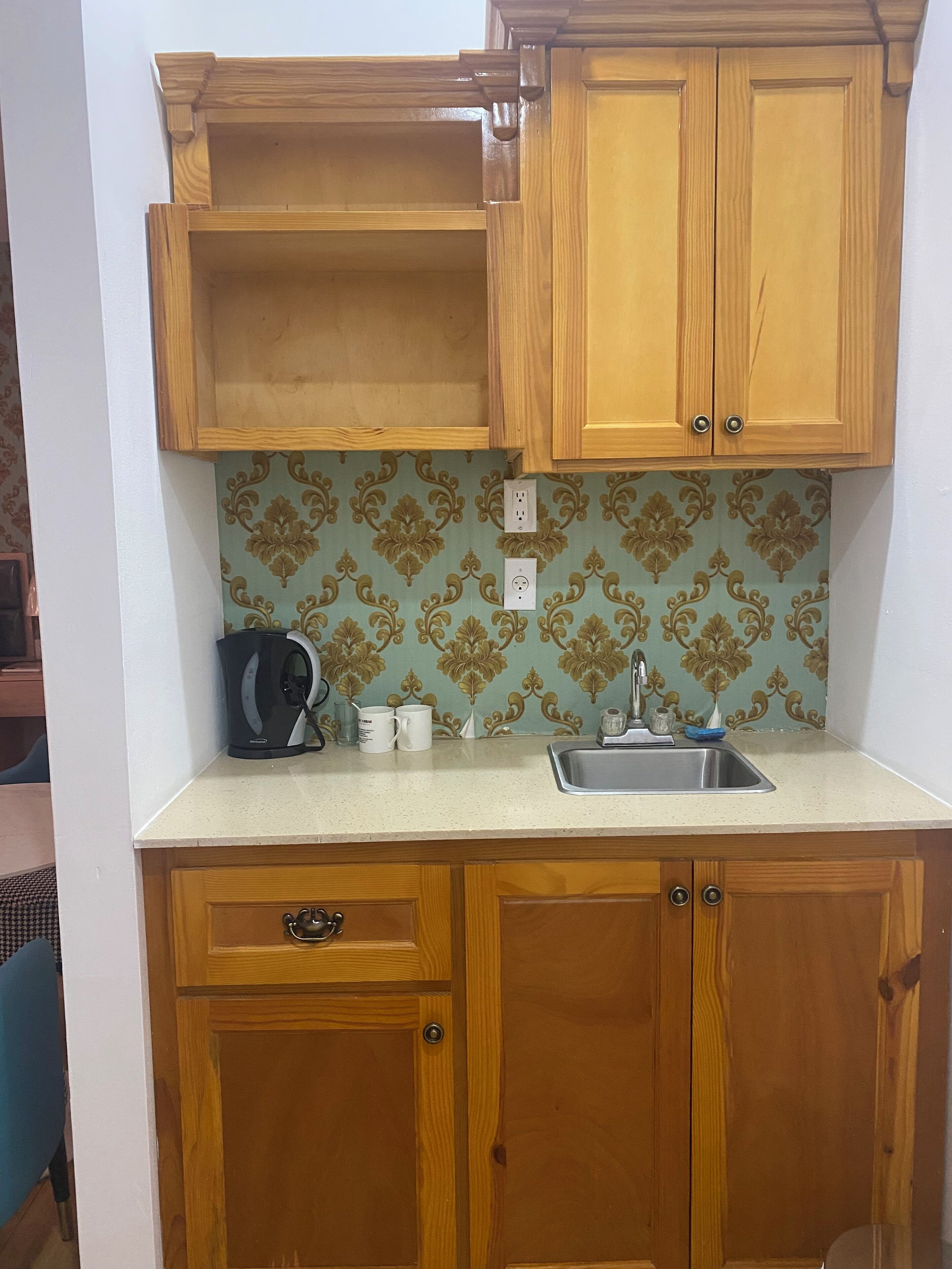 Kamar Double Deluks | Dapur pribadi | Lemari es kecil dan ketel listrik