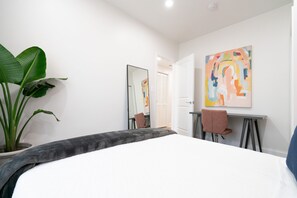 2 bedrooms, desk, iron/ironing board, free WiFi