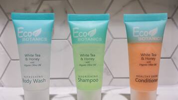 Combined shower/tub, hair dryer, towels, soap