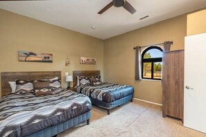 Accès au Wi-Fi (inclus), literie fournie