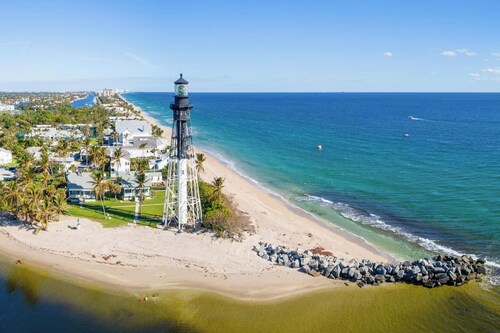 3BR Home w/ Private Heated Pool • Near Beach