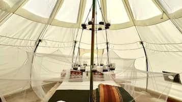 1 bedroom, desk, free WiFi, bed sheets