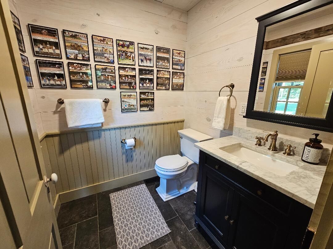 Antique Log Cabin Near Charlottesville & Wineries/Sauna/Trout Stocking 10/23/23