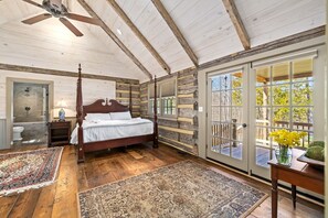 3 bedrooms, desk, free WiFi, bed sheets