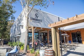 Exterior - Olde Village Loft at Park Circle  - A Unique Guest Experience for All Occasions! (North Charleston)