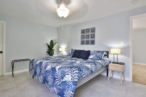 1 habitación, tabla de planchar con plancha, wifi gratis y ropa de cama 