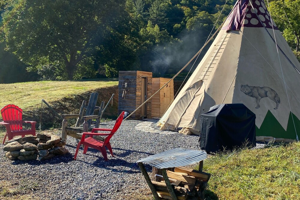 Tipi Tranquility-Glamping at it's best