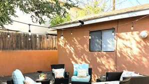 Terrace/patio - University District Guesthouse-Minutes to Nob Hill (Albuquerque)