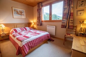 3 bedrooms, WiFi, bed sheets
