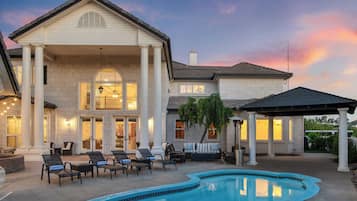 House (Multiple Bedrooms) | Interior