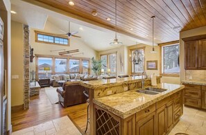 Casa (4 Bedrooms) | Interni