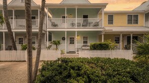 Apartment (2 Bedrooms) | Front of property - A Siesta Bay by Avantstay Key West Walkable Gated Community, Shared Pool Month-long Stays (Key West)