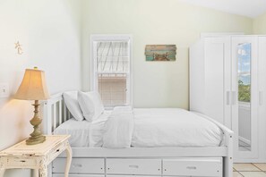 Casa (2 Bedrooms) | Interior