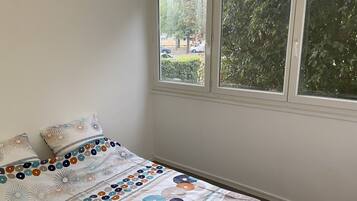 3 bedrooms, free WiFi, bed sheets