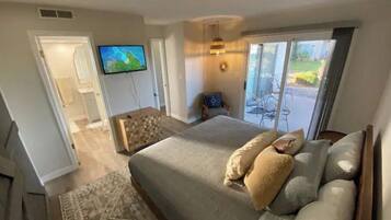 1 bedroom, iron/ironing board, WiFi (free), bed sheets