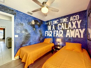 5 quartos, escrivaninha, Wi-Fi de cortesia