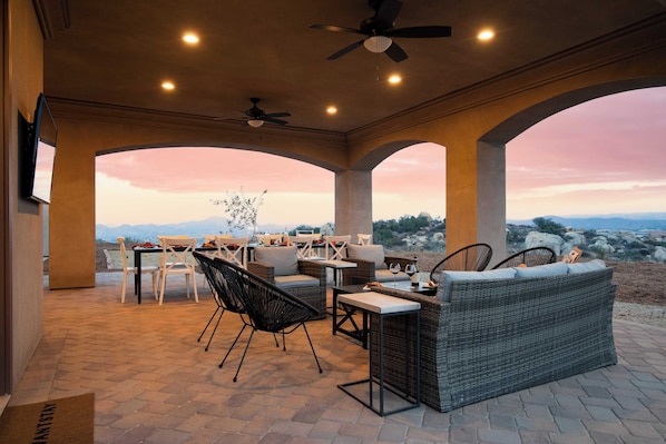 Casa (Multiple Bedrooms) | Interior