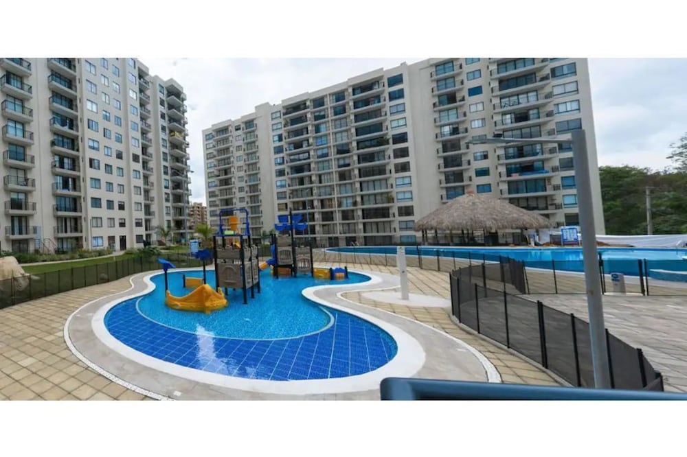 Brand new Lovely Apartment 2 bedroom with pool