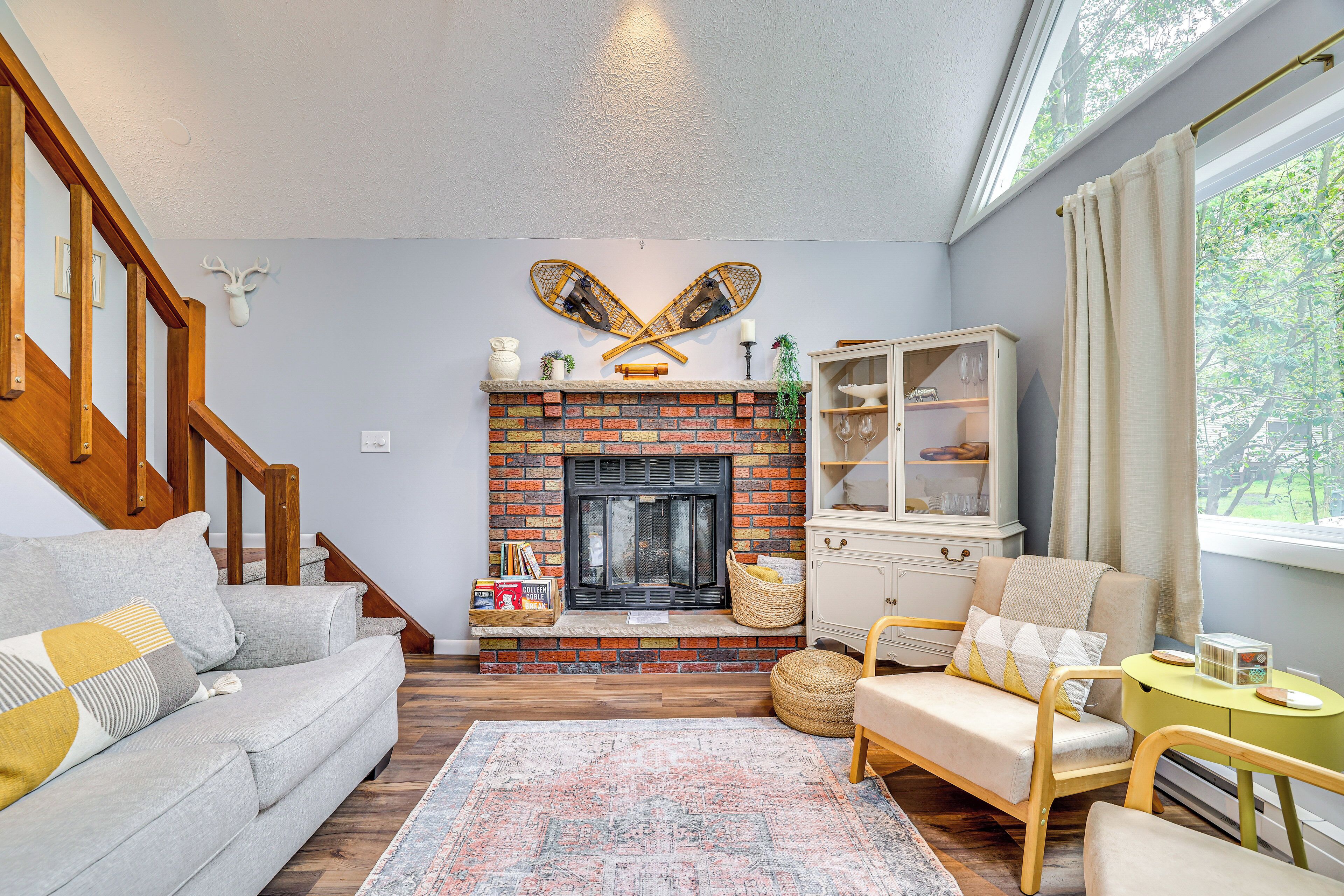 Tobyhanna 'Restful Retreat' w/ Deck & Pool Access!