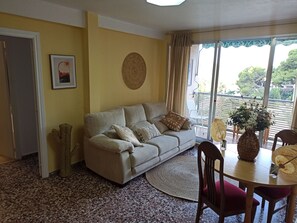 Flat-screen TV - Apartment in Serra with beautiful views (Valencia)
