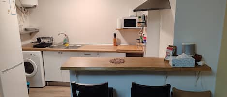 Kühlschrank, Ofen, Toaster