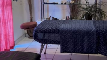 Couples treatment room(s), deep-tissue massages, prenatal massages