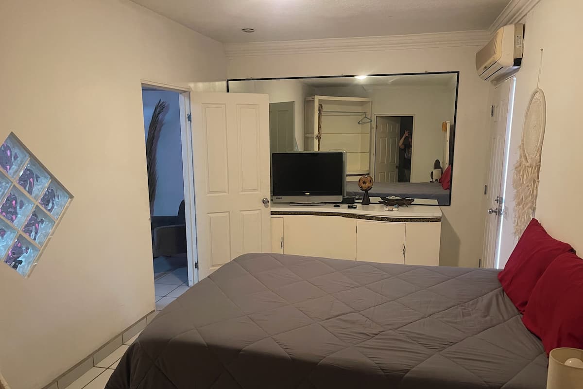 Deluxe Apartment, 1 Bedroom, Kitchenette, Ground Floor