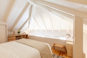 1 bedroom, desk, iron/ironing board, free WiFi