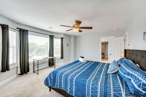 4 Schlafzimmer, Bügeleisen/Bügelbrett, Internetzugang, Bettwäsche