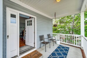 Terrace/patio - Walk to Public Beach Access: Norfolk Family Home (Norfolk)