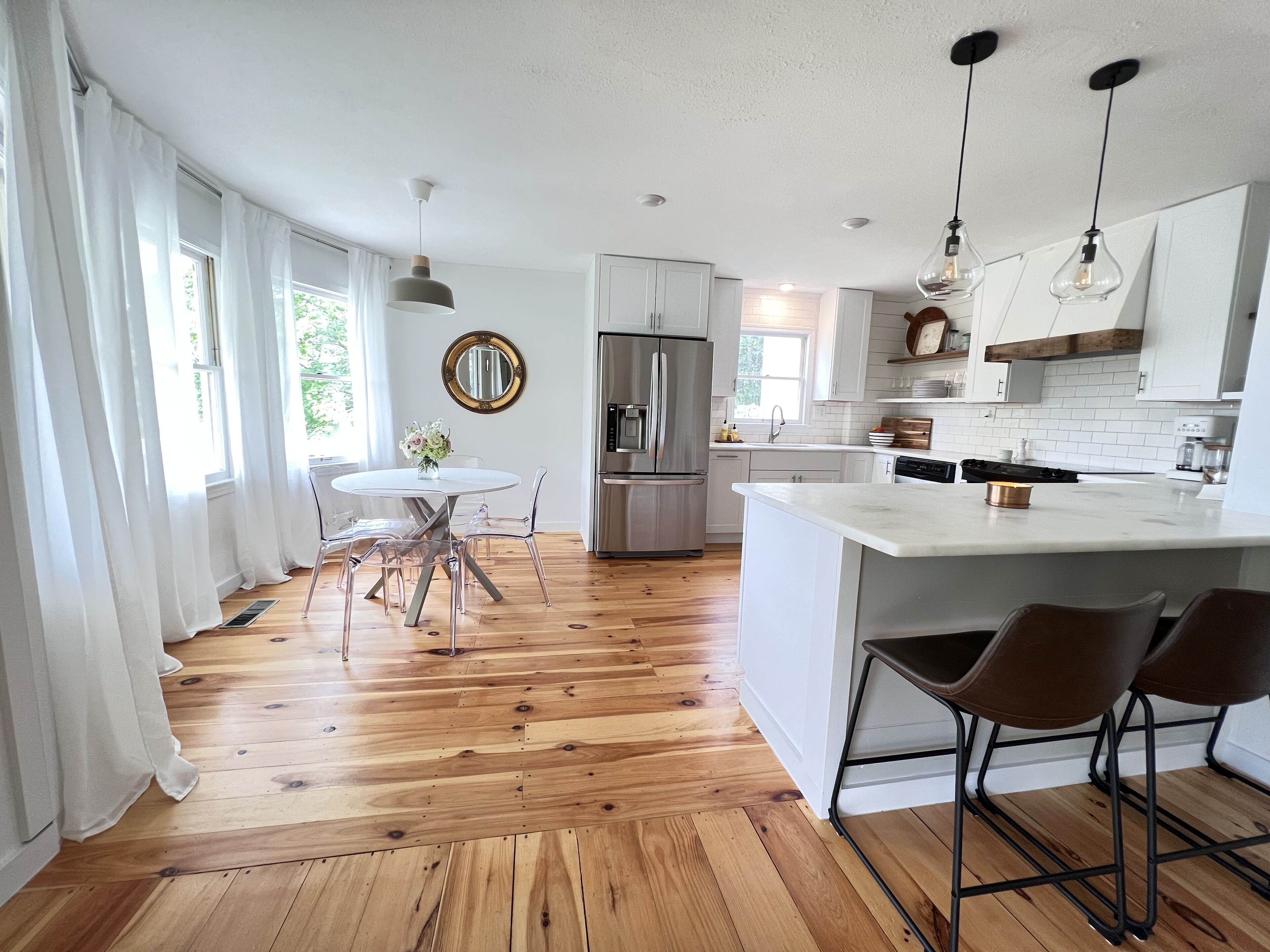 Lake Tuscaloosa waterfront home