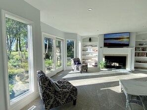 Téléviseur connecté, livres