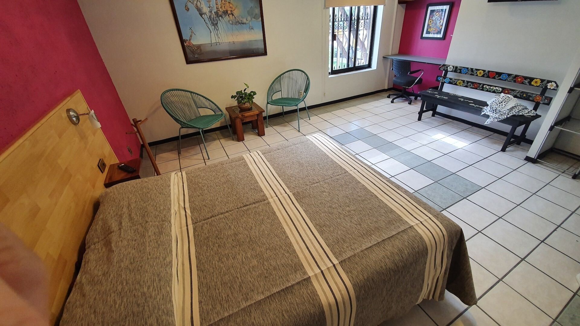 1 bedroom, desk, free WiFi, bed sheets