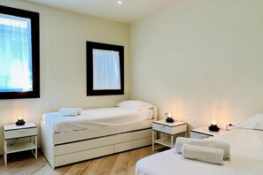 2 chambres, fer et planche à repasser, Wi-Fi, draps fournis