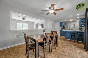 Dining - Your Kentucky Home (Georgetown)