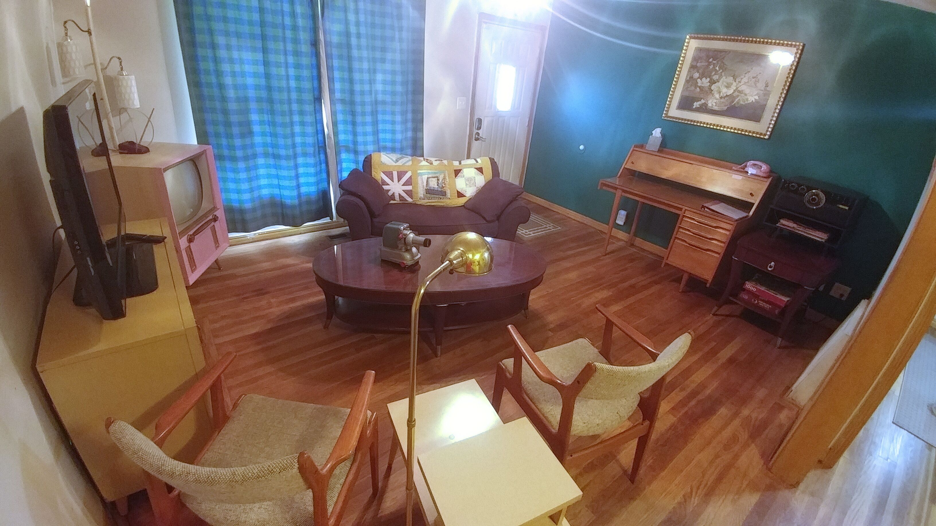 Retro House:1950s Time Capsule near OSU OKC, the Fairgrounds, & Hurricane Harbor