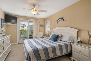 5 bedrooms, iron/ironing board, free WiFi, bed sheets