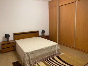 3 quartos, Wi-Fi, roupa de cama
