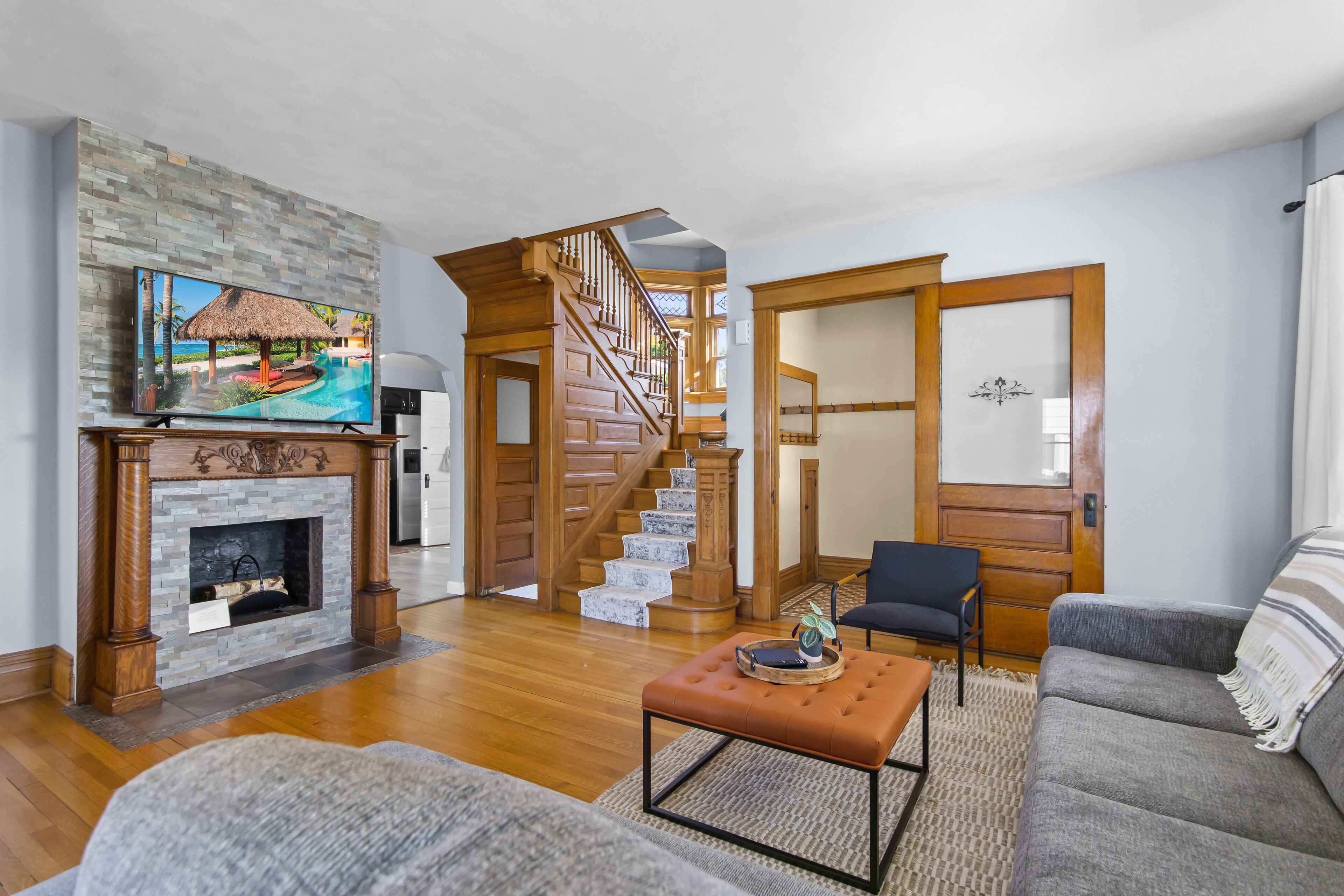 4 Bedroom Historic Charmer Marion Uptown